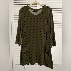 Nina Leonard Women's 3/4-Sleeve Tunic Polka Dots Olive Green Black Size L Knit